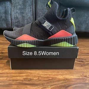 PUMA Defy Women Sneaker